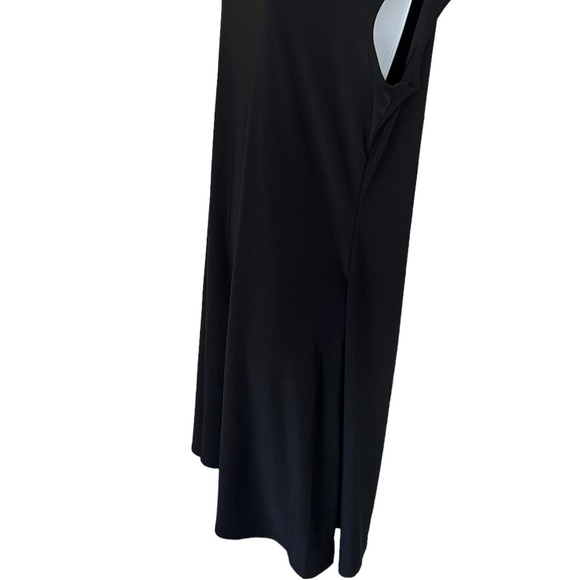 Hudson Harper | Black Fit and Flare Dress | Cap Sleeve - Picture 3 of 5